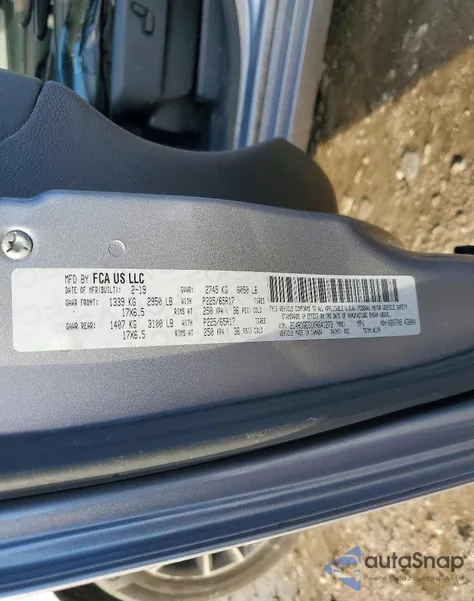 2019 Dodge Grand Caravan Gt z USA, uszkodzony, nr VIN 2C4RDGEG1KR641273